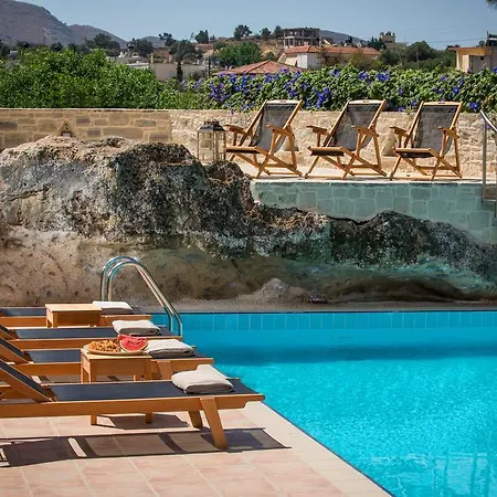 Vila Phaistos - Crete Poolside Luxury Retreats