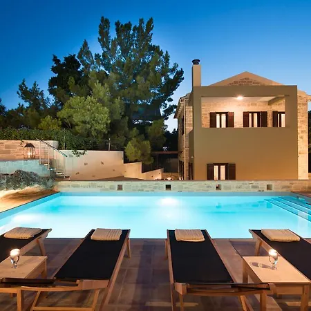 Phaistos - Crete Poolside Luxury Retreats *