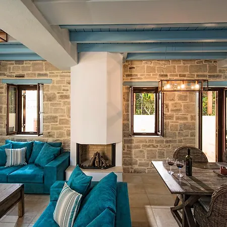Phaistos - Crete Poolside Luxury Retreats Villa *